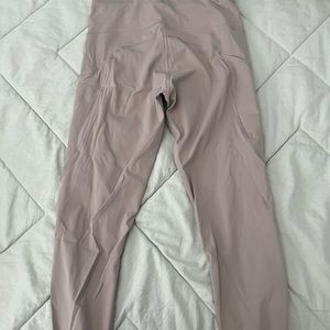 Leggings with pockets